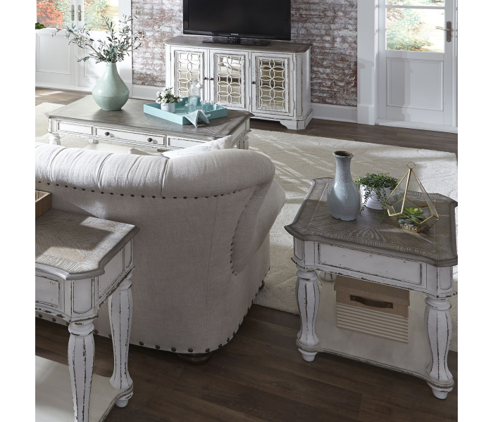 Magnolia Manor - 3 Piece Table Set (1 Cocktail 2 End Tables)