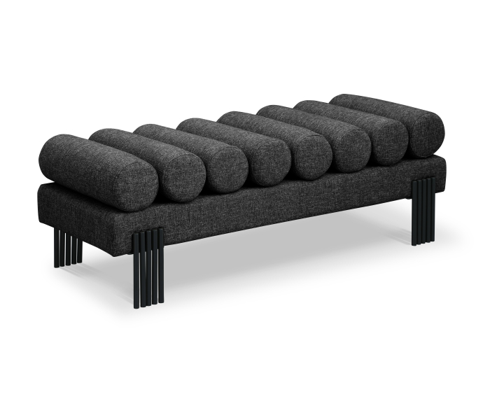 Akeela - Bench