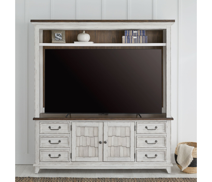 River Place - Entertainment Center