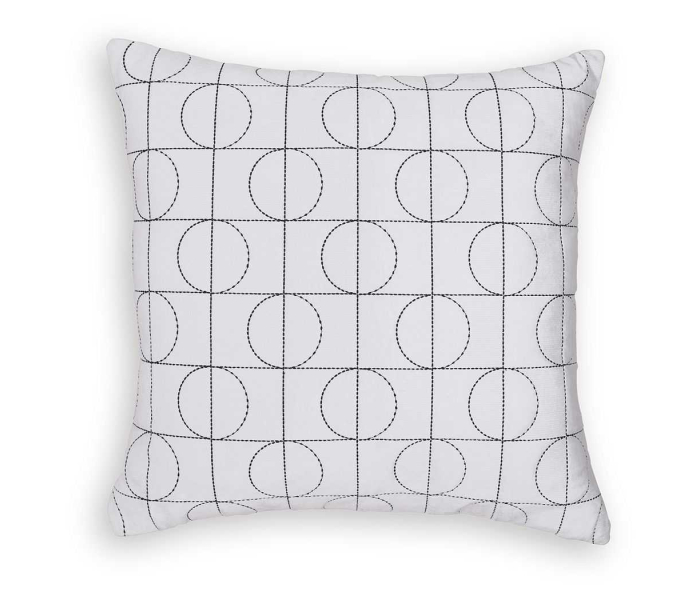 Kydner - White / Black - Pillow (Set of 4)